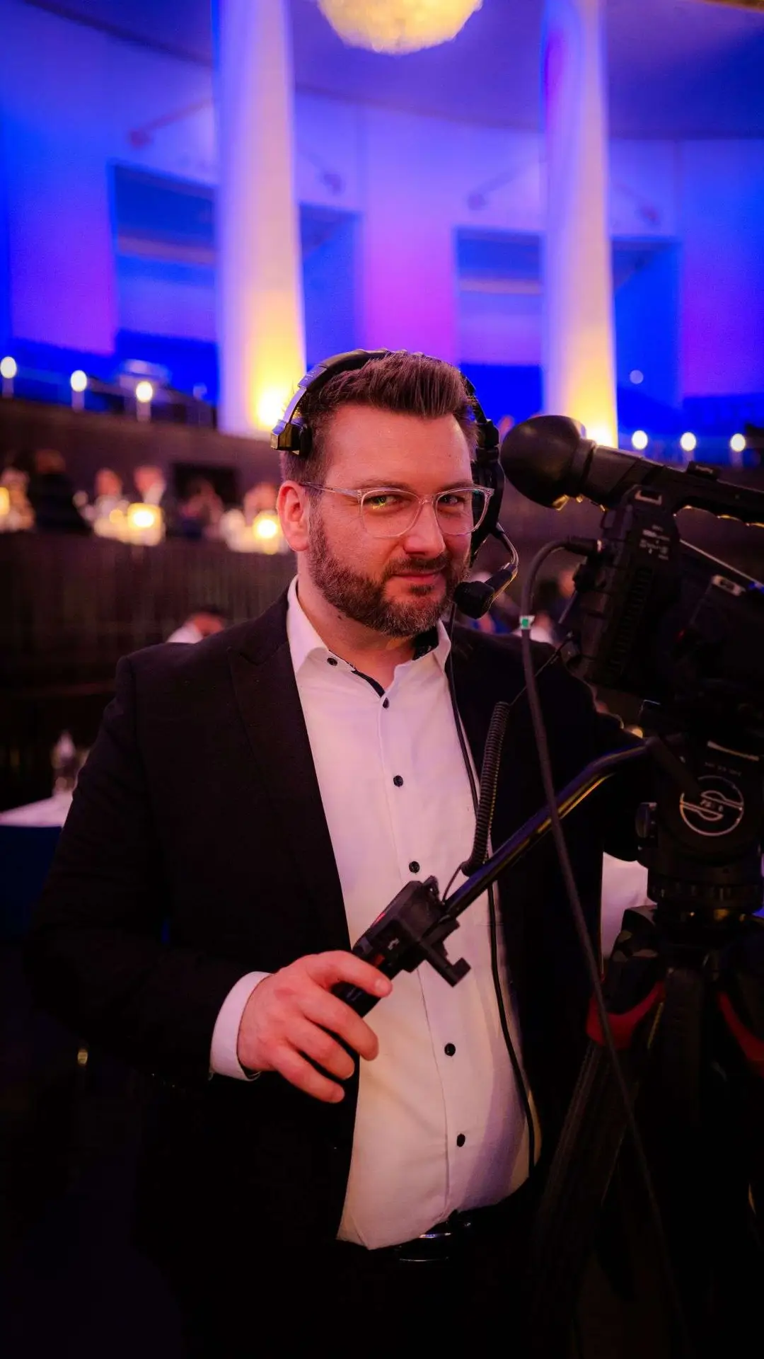 Rene bedient eine XF705